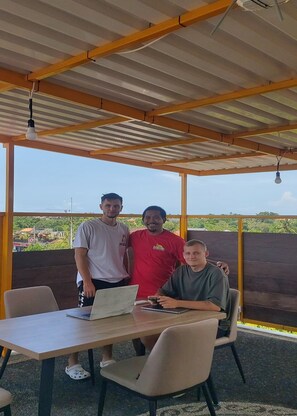 Terrace/patio - Margarita Apartment & Co-Working Canggu (Canggu)