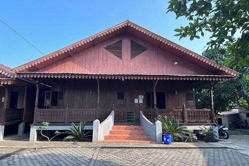 Channes Guest House Syariah