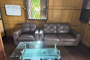 Lobby - Channes Guest House Syariah (Bengkulu)