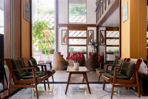 Lobby - A Room Bangkok Sathorn (Bangkok)