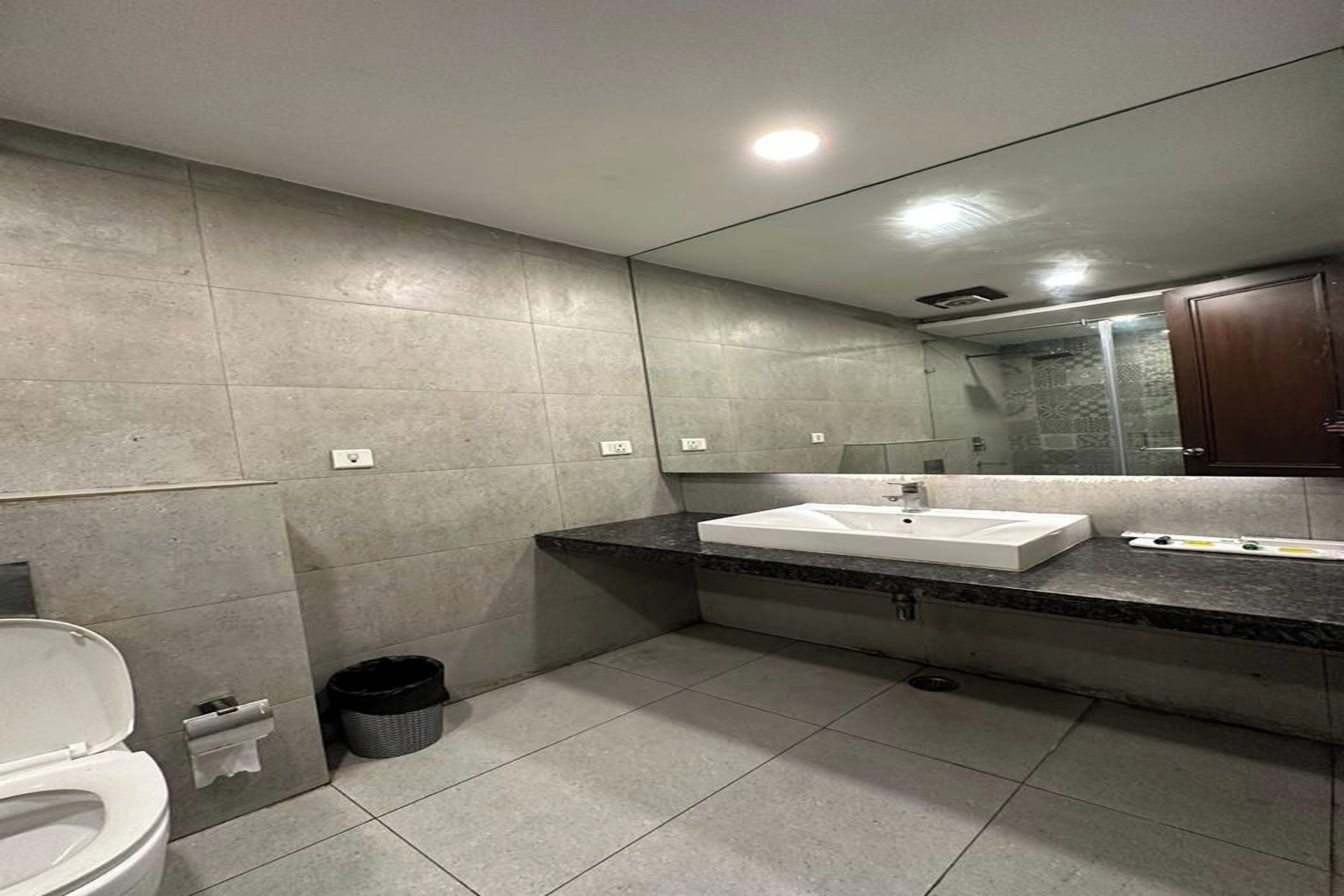 Photo - Hotel The Imperio