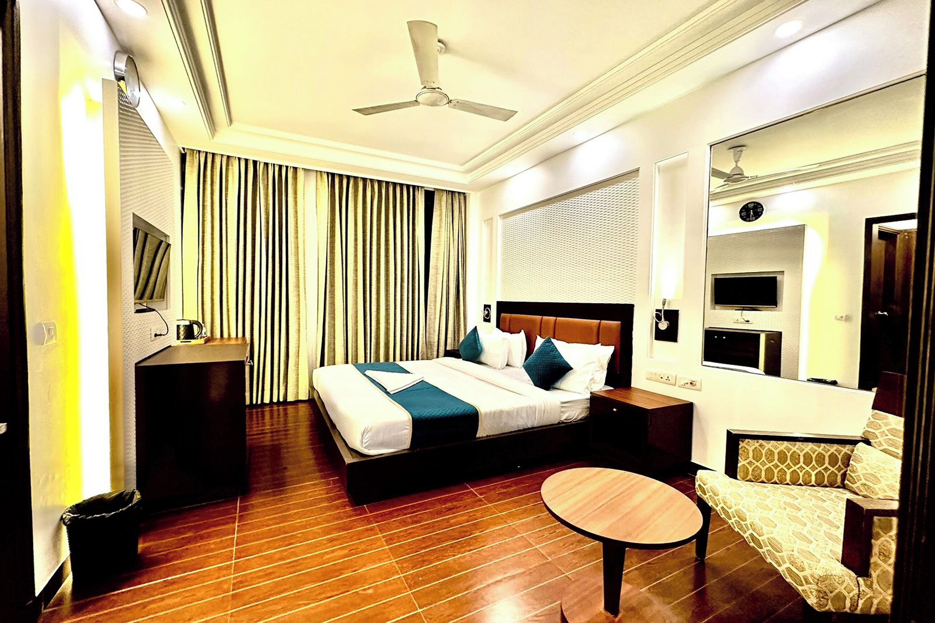 Photo - Hotel The Imperio