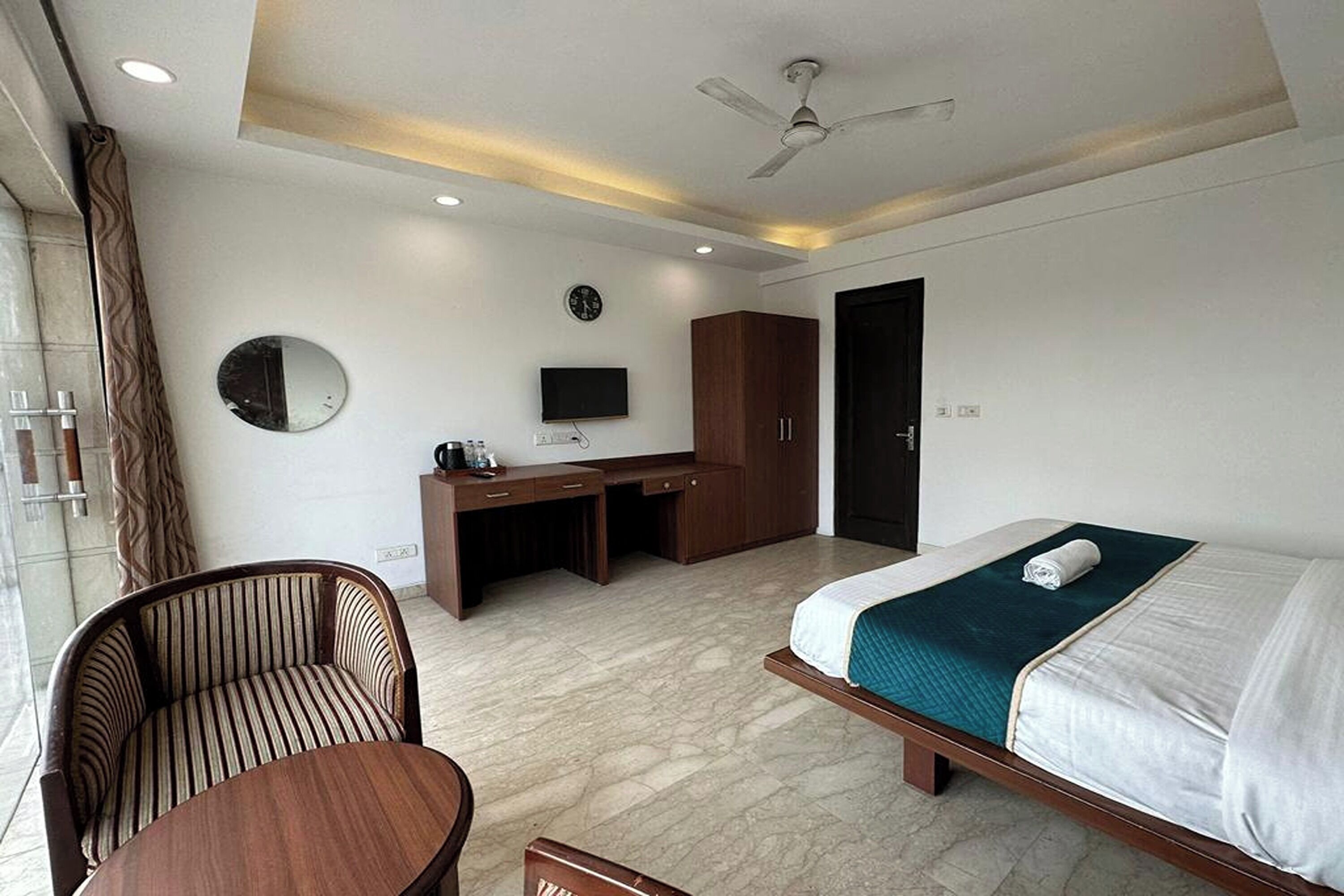 Photo - Hotel The Imperio