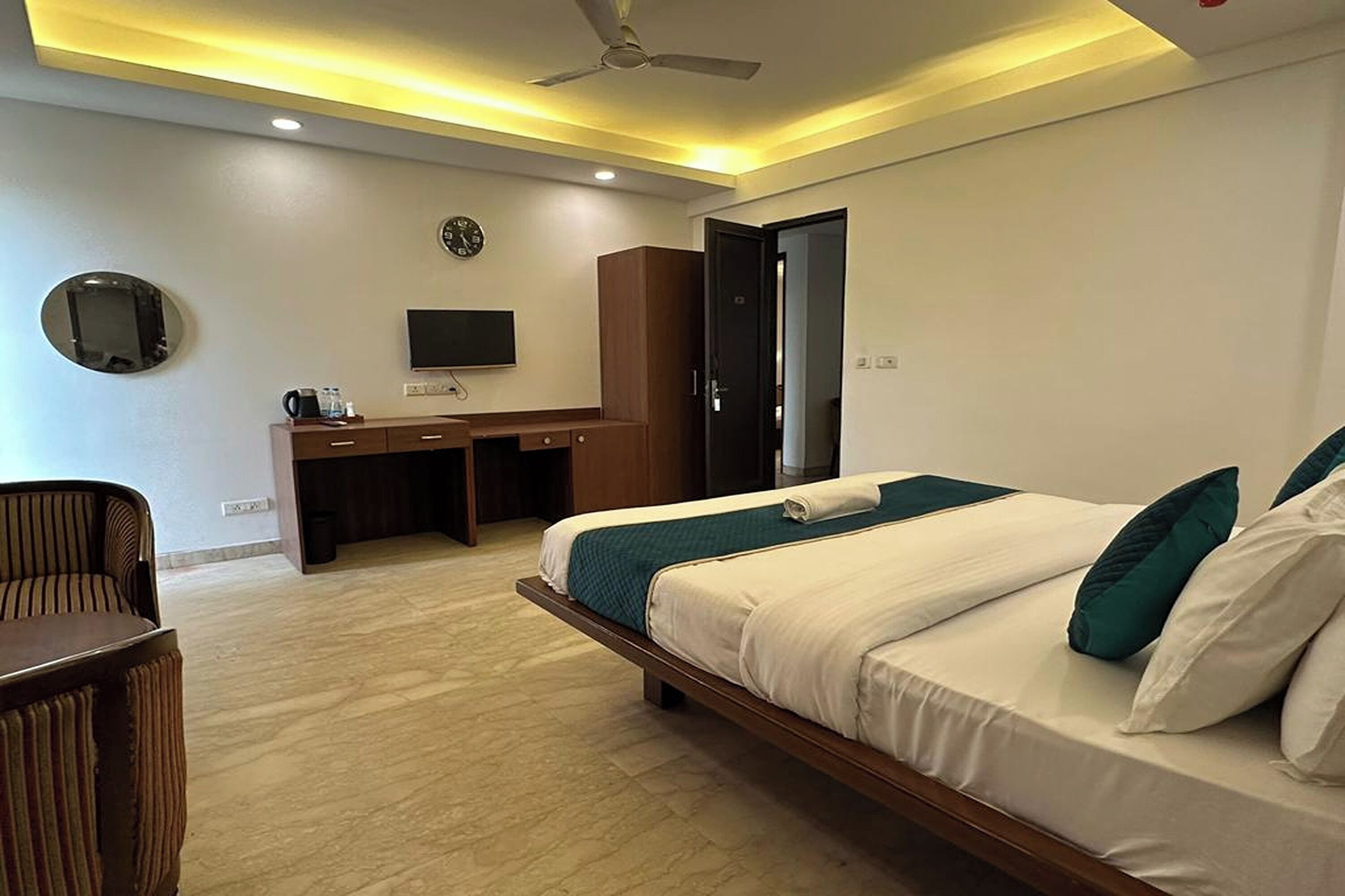 Photo - Hotel The Imperio