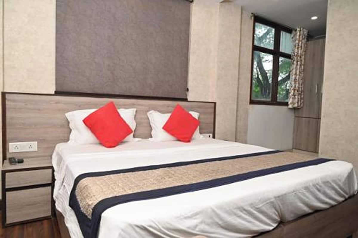 Kamar Double Deluks | Meja kerja, kedap suara, Wi-Fi gratis, dan seprai linen