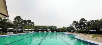 Barata Hotel Near Bandara Soekarno Hatta