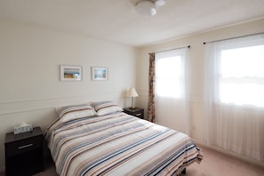 1 bedroom, free WiFi, bed sheets - The Comfort Stay at City of Pickering Rm A / Free Wi-Fi (Pickering)