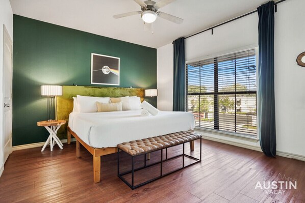 8 habitaciones, escritorio, tabla de planchar con plancha y wifi gratis 