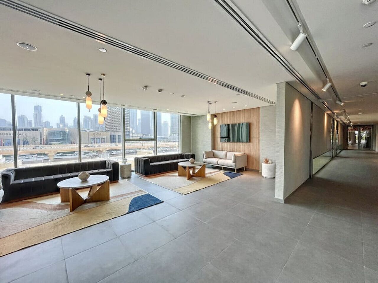 Hidden Gem L 1 Bed In Downtown With Pool Access - Dubai