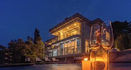 Cleo Lake Kivu Hotel