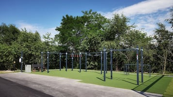 Sport court
