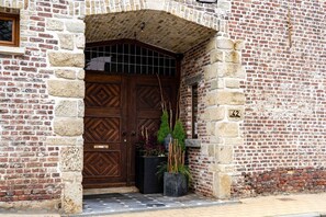 Exterior detail - Villa with swimming pool in Erembodegem (Erembodegem)