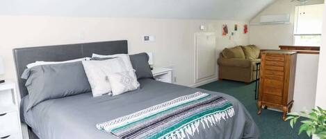 2 habitaciones, tabla de planchar con plancha, wifi y ropa de cama