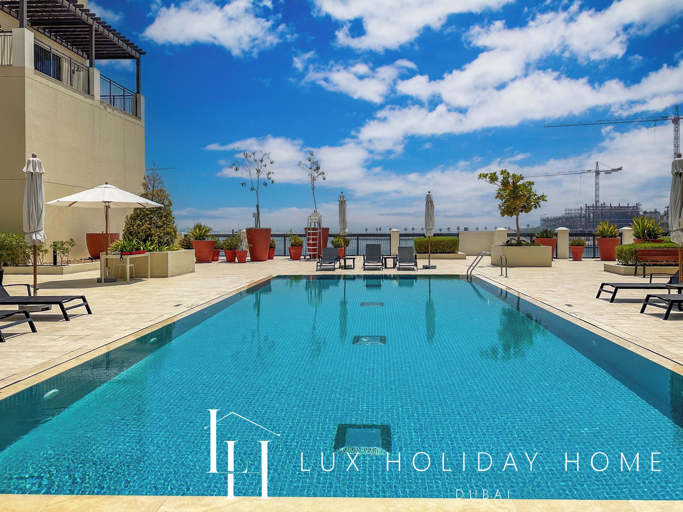 屋外プール、温水プール