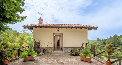 Holiday Home 'Villetta Allegra' with Mountain View, Private Terrace and Private Garden