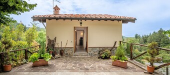 Holiday Home 'Villetta Allegra' with Mountain View, Private Terrace and Private Garden