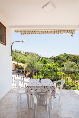 Villa "Lucia" avec terrasse partagée et Wi-Fi