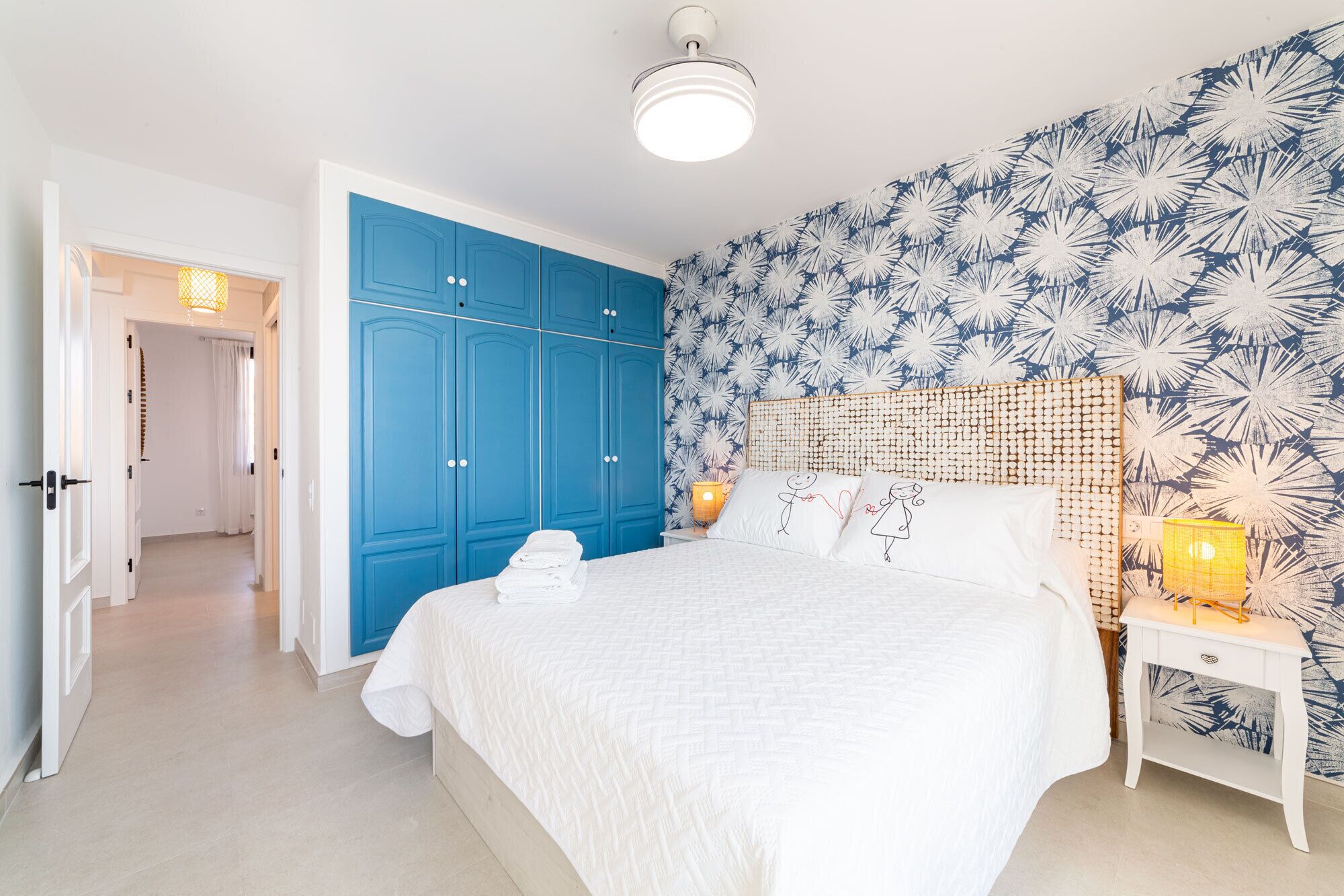 2 quartos, ferros/tábuas de passar roupa, Wi-Fi de cortesia