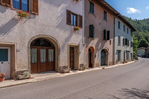 Exterior - Apartment 'Casa Gaia' with Mountain View (Prataccio)