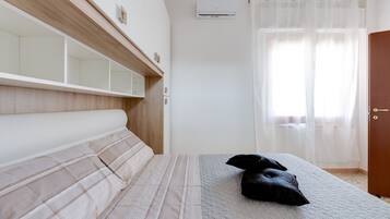 3 Schlafzimmer, Bügeleisen/Bügelbrett, WLAN, Bettwäsche