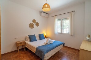 3 soverom, strykejern/-brett, wi-fi (inkludert) og sengetøy