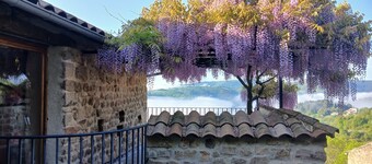 Vacation Home "Gte De Chapelèche Les Glycines" with Private Terrace, Balcony & Wi-Fi
