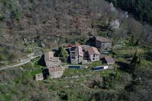 Exterior - Vacation Home "Gte De Chapelèche Les Glycines" with Private Terrace, Balcony & Wi-Fi (Gluiras)