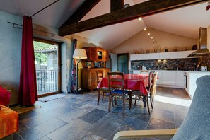 Dining - Vacation Home "Gte De Chapelèche Les Glycines" with Private Terrace, Balcony & Wi-Fi (Gluiras)