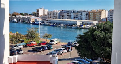 Apartment 'La Pausa' with Balcony, Wi-Fi and Air Conditioning