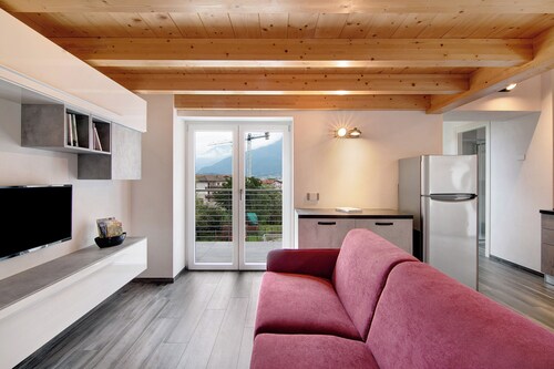 Ferienhaus 'Jack House' nur wenige Schritte vom See entfernt und mit privatem Parkplatz