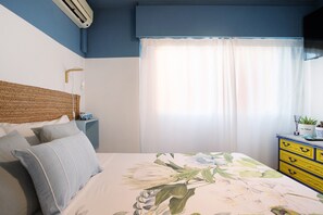 1 habitación, tabla de planchar con plancha, wifi gratis y ropa de cama 