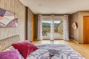 4 Schlafzimmer, Bügeleisen/Bügelbrett, kostenloses WLAN, Bettwäsche