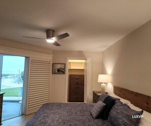 2 bedrooms, desk, iron/ironing board, WiFi - Whitney Beach 319 2brm beachfront (Longboat Key)