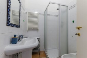 Dusche, Haartrockner