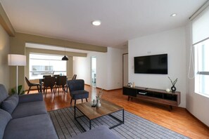 TV, offices - w* | Perfect 3BR near Malecon in Barranco (Barranco)