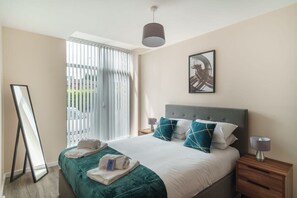 1 chambre, fer et planche Ă repasser, Wi-Fi, draps fournis