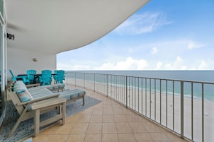 Signature Condo, 3 Bedrooms, Beach View, Beachfront | Balcony view