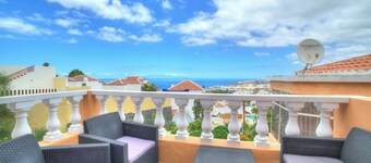 Ocean Hill-terrace-bbq-wifi-ocean View- 2min From Siam Park