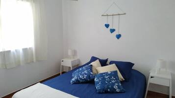 2 bedrooms, WiFi, bed sheets