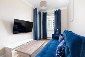 TV - Portowa 18 | Bright Apartment | Balcony (Kolobrzeg)