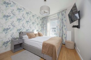 1 habitación, tabla de planchar con plancha, wifi y ropa de cama 