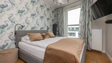 1 bedroom, iron/ironing board, WiFi, bed sheets