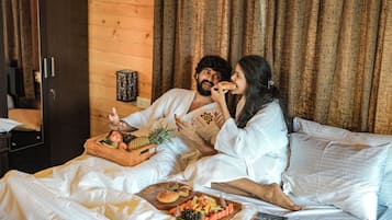 Room service - dining