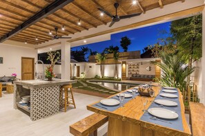 Outdoor dining