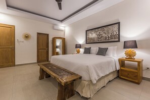 5 bedrooms, iron/ironing board, free WiFi, bed sheets