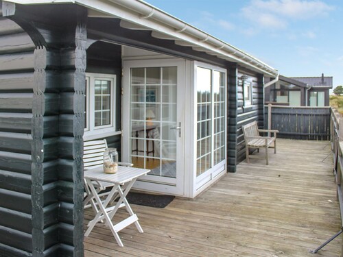 "Jenson" - 75m from the sea by Interhome