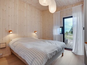3 bedrooms, Internet