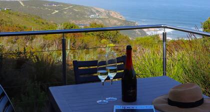 Ocean View - wonderful 5 Bedroom house with solar inverter & pool.