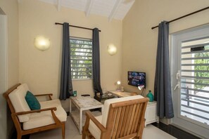 TV - Caracara G1 Relax & Dive Resort Bonaire Village (Kralendijk)