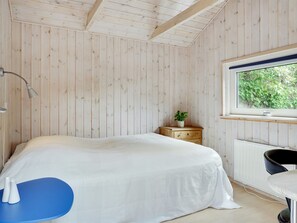2 bedrooms, WiFi